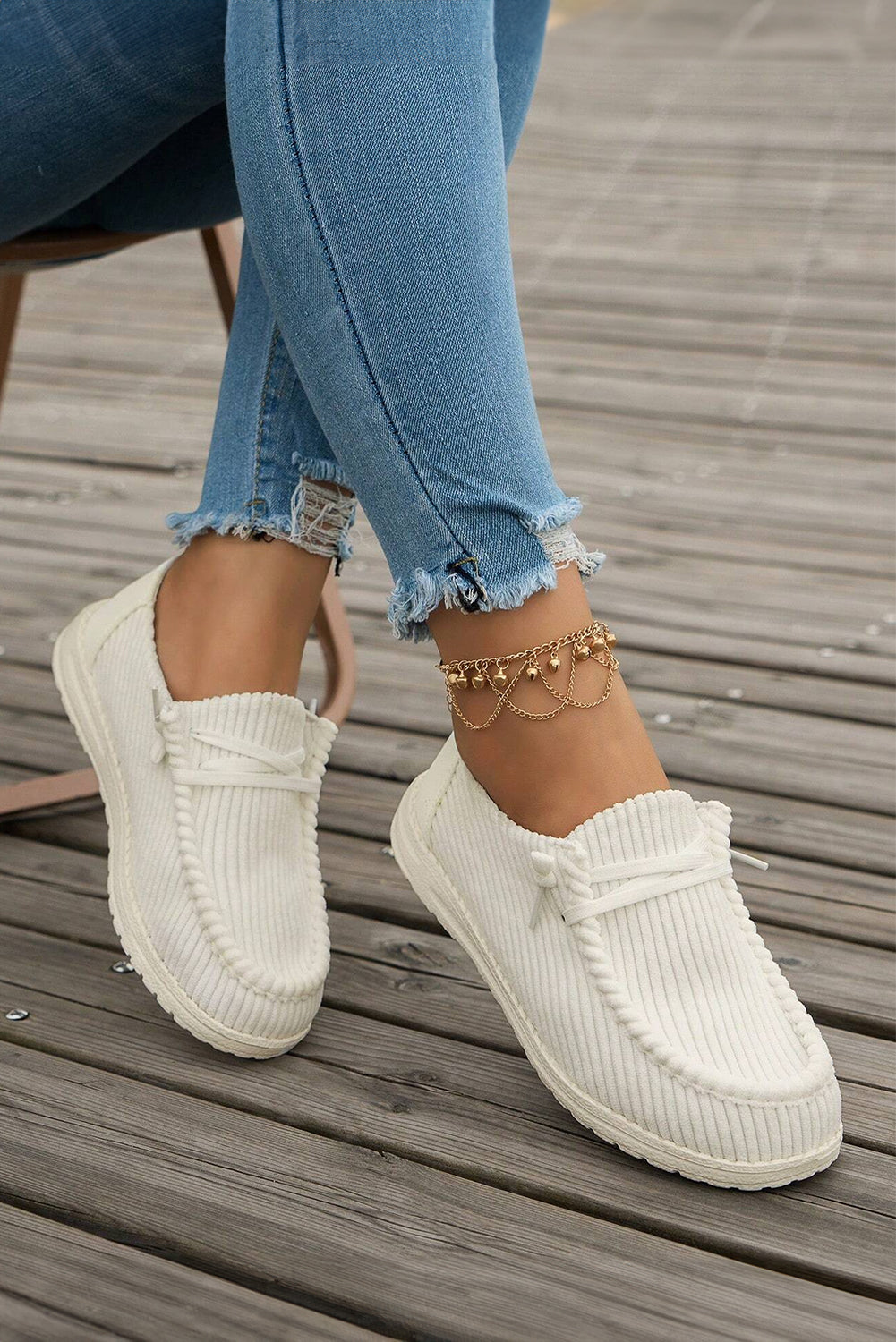 White Solid Ribbed Criss Cross Casual Shoes
