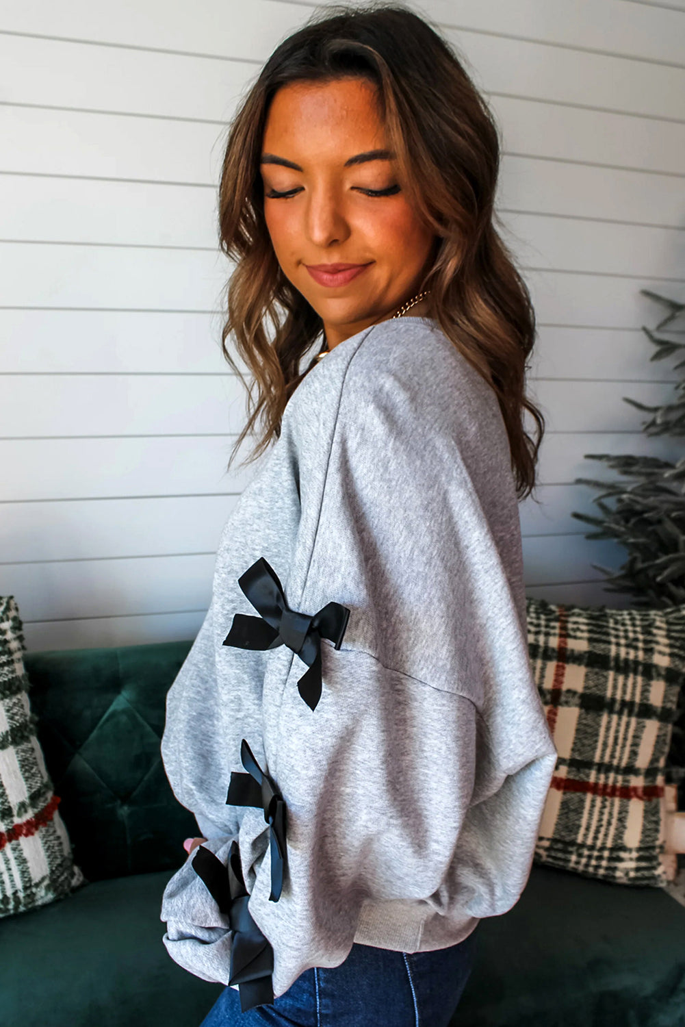 Light Grey Howdy Christmas 4 Trees Heat Transfer Printing Ribbon Bow Decor Sweatshirt