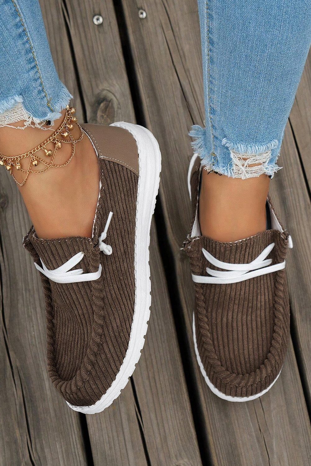 White Solid Ribbed Criss Cross Casual Shoes
