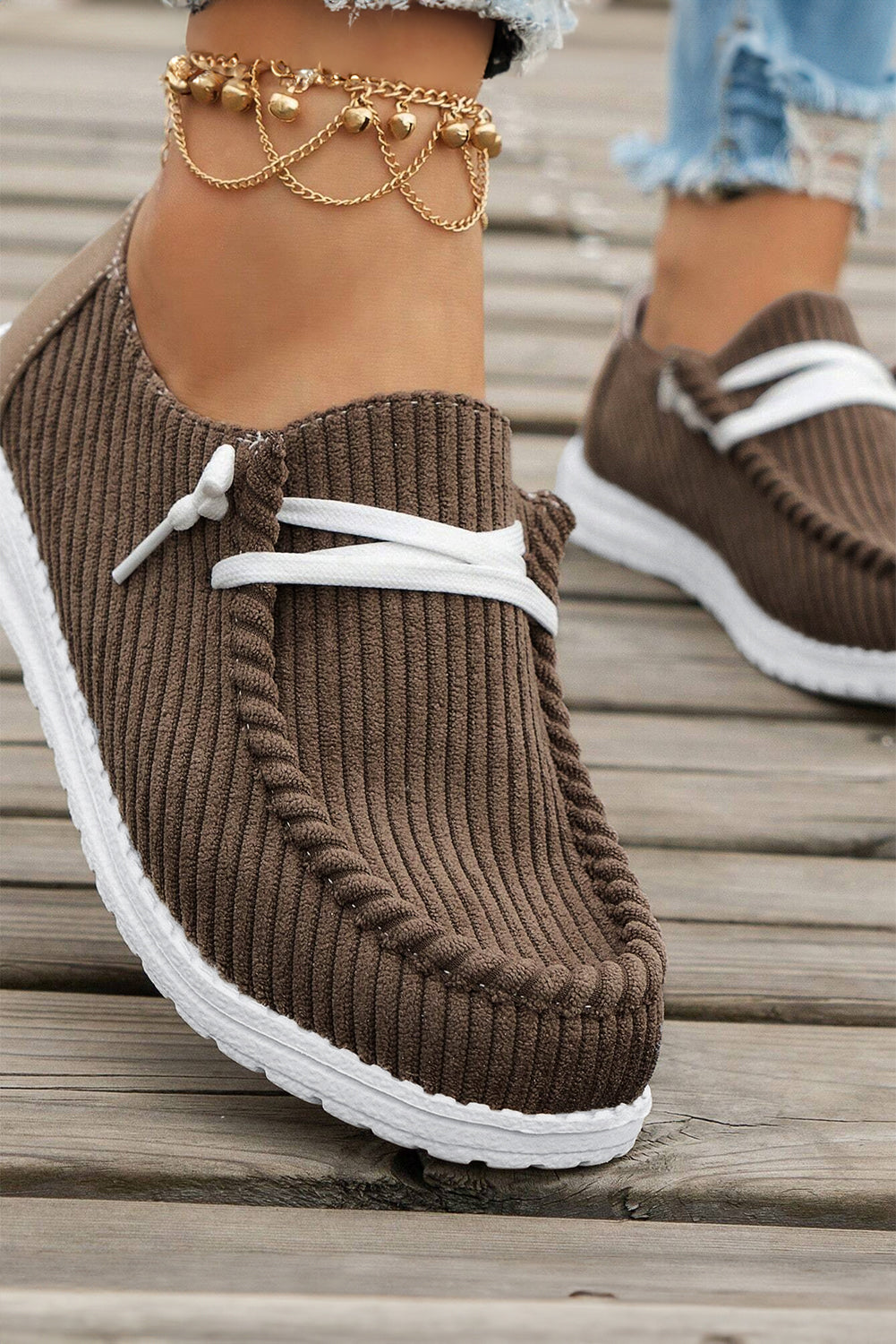 White Solid Ribbed Criss Cross Casual Shoes
