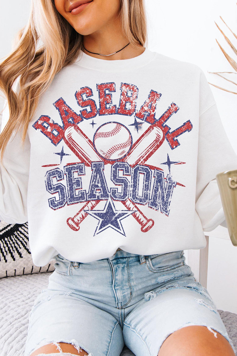 White BASEBALL SEASON Vintage Print Graphic Sweatshirt