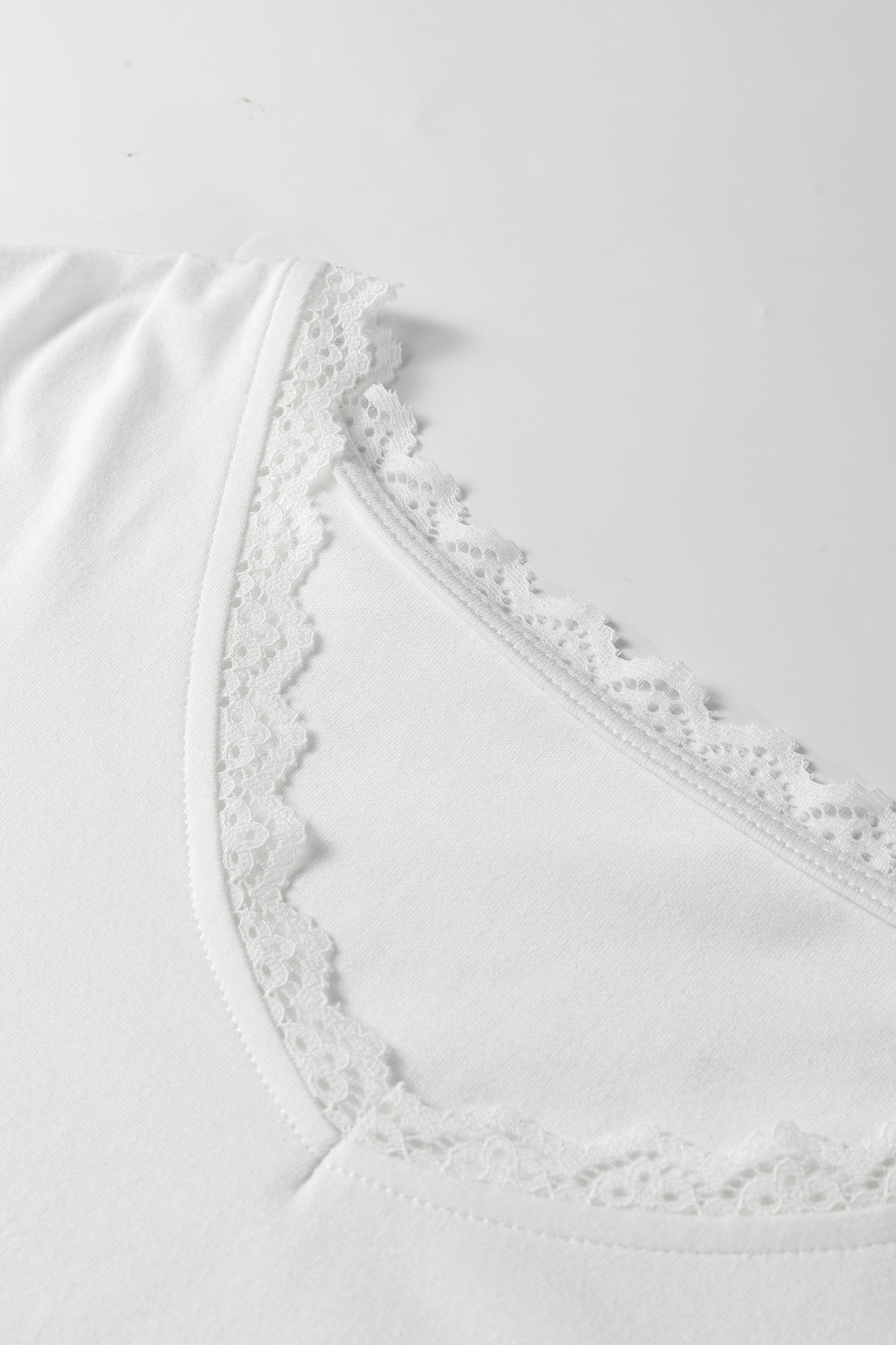 White Lace Trim V Neck Cuffed Long Sleeve Loose Top