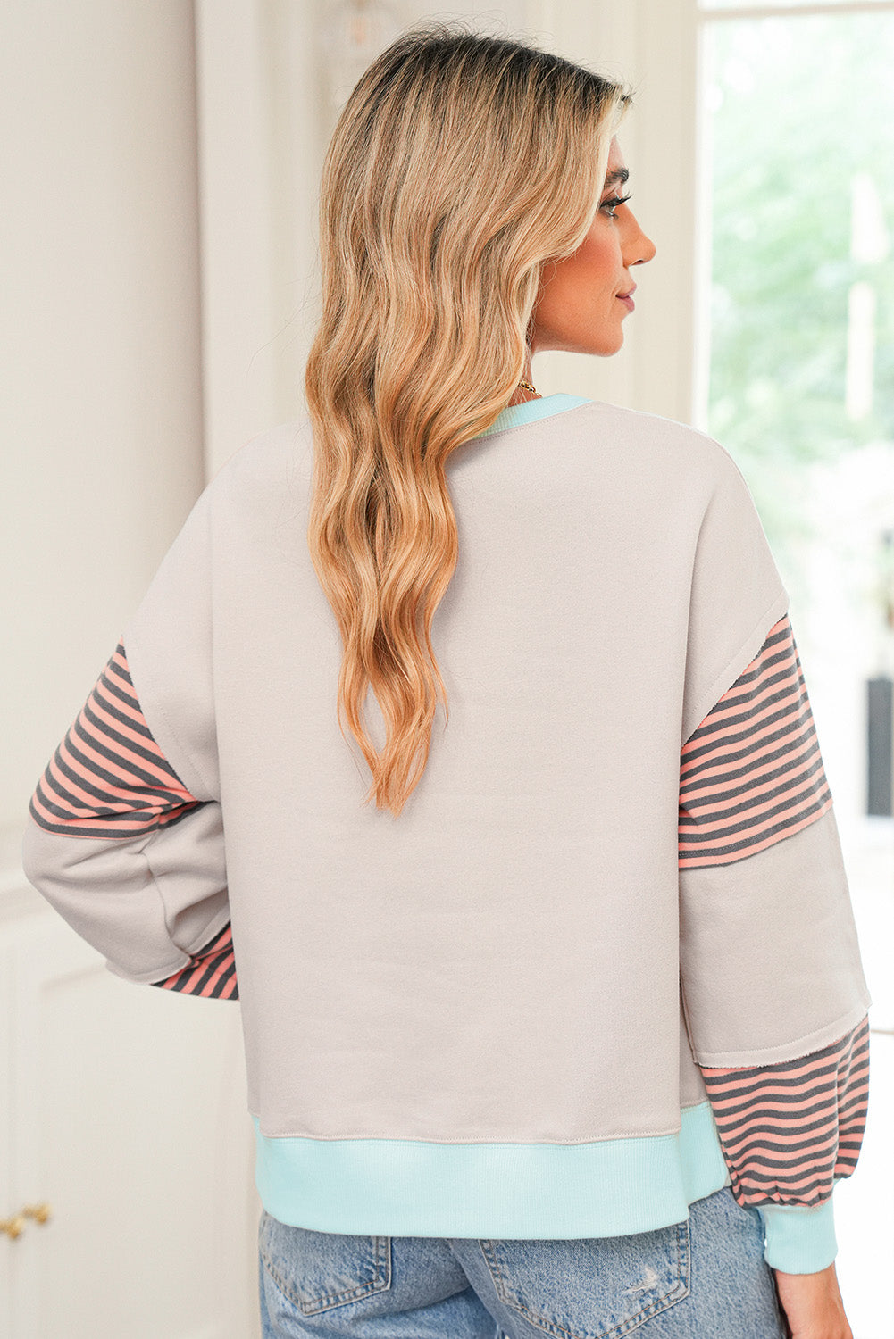 Delicacy Colorblock Patchwork Striped Sleeve Sweatshirt